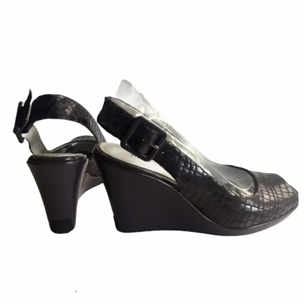 Kenneth Cole Reaction Wedge S 5.5